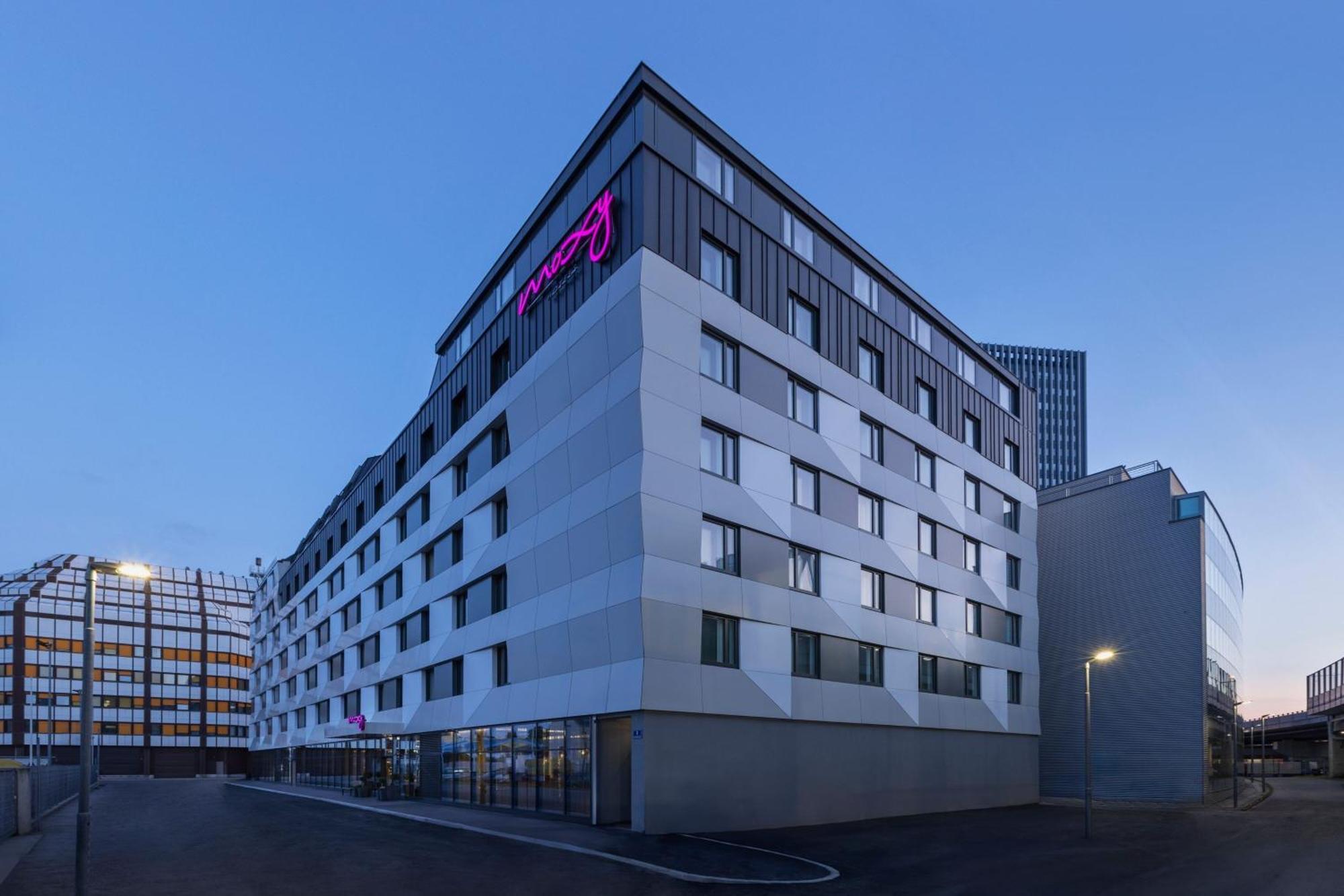 Moxy Vienna City East ภายนอก รูปภาพ