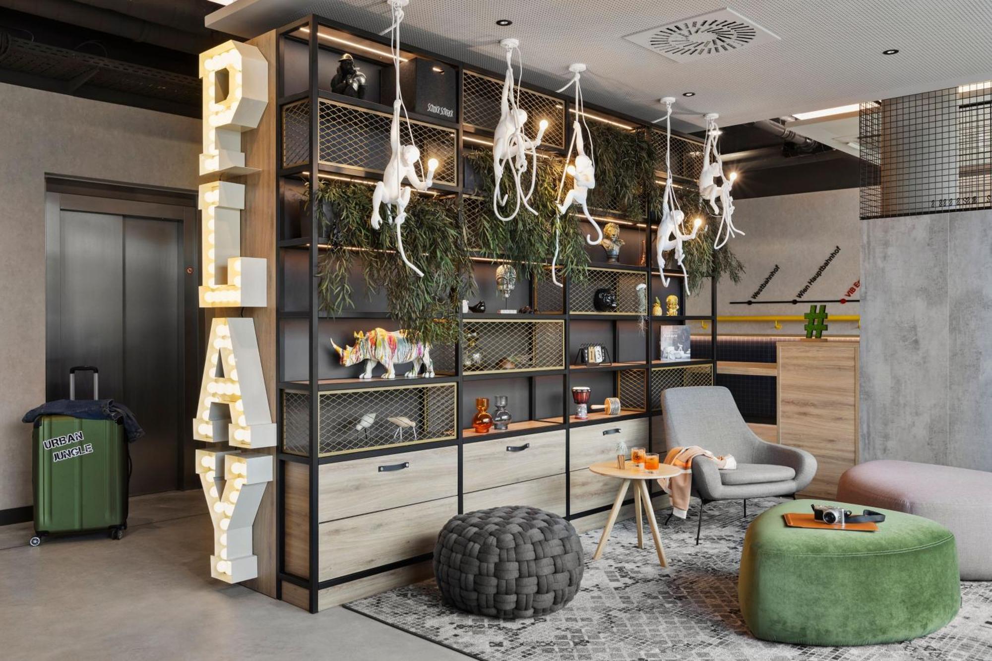 Moxy Vienna City East ภายนอก รูปภาพ