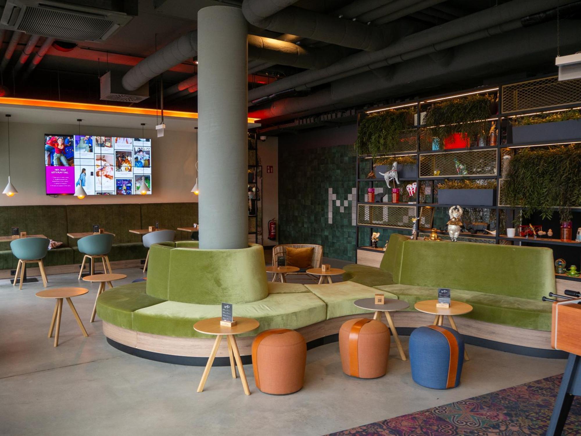 Moxy Vienna City East ภายนอก รูปภาพ